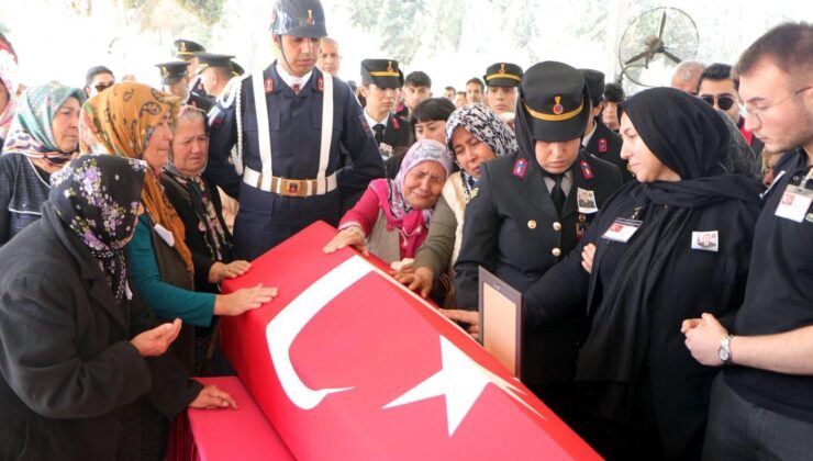 Şehit astsubay, memleketinde son yolculuğuna uğurlandı