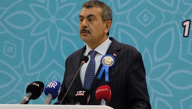 Milli Eğitim Bakanı Tekin’den kitap okumada farkındalık uyarısı