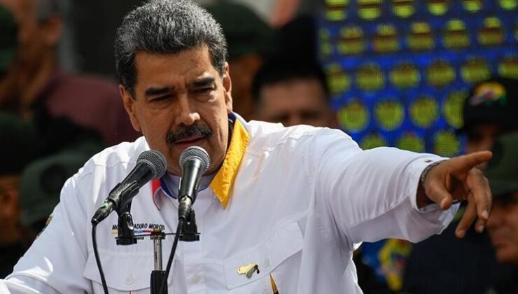 Maduro, ellerindeki tüm tutanakları Yüksek Mahkeme’ye teslim edeceklerini duyurdu