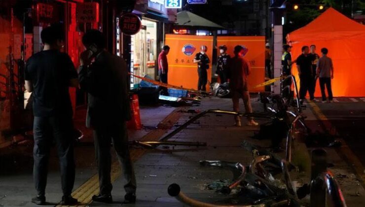 Güney Kore’de bir facia daha: Aracıyla kabalığa daldı